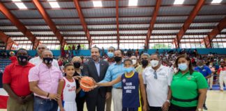 ABADINA inicia la fiesta de los niños y niñas del baloncesto distrital dedicada a Alberto Rodríguez