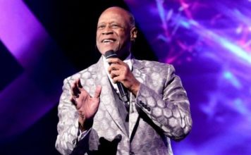 Declaran a Johnny Ventura “Padrino de Honor Vitalicio” de La Parada Dominicana del Bronx