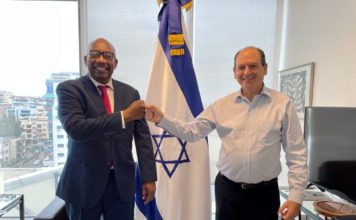 Maestro Beltrán y Embajador israelí en RD intercambian ideas sobre la Revolución Digital