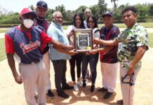 Los Menores Light saca la mejor parte en el grupo B del Torneo de Softball de la zona Oeste del DN