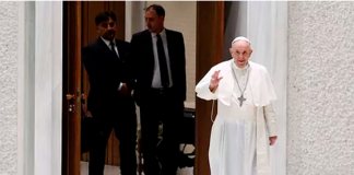 Interceptan en Italia una carta dirigida al papa Francisco con tres balas y un mensaje
