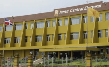 JCE prohíbe hacer campaña política a destiempo