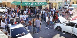 Proyecto de ley prohibiría consumo de alcohol en calles y parques; motoristas no podrían trasladar bebidas