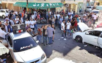 Proyecto de ley prohibiría consumo de alcohol en calles y parques; motoristas no podrían trasladar bebidas