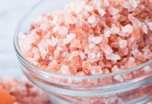 Mejora la sal Himalaya los problemas respiratorios? Conozca los mitos sobre esta sal