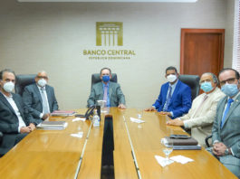 Banco Central y Dirección General de Minería analizan importancia del sector para la economía del país