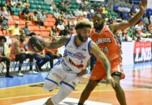 Metros solos en la cima; barren serie particular a los Cañeros