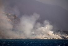 El volcán de La Palma incrementa la explosividad y la lluvia de cenizas