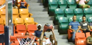 Metros aplastan a Titanes y clasifican a playoffs
