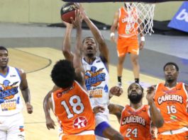 Titanes empataron serie con Cañeros