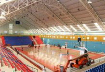 Inician reparación de tabloncillo y luces al Polideportivo de Moca