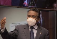 Desmienten sobre apresamiento en Perú senador Félix Bautista