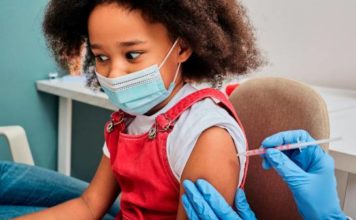 Salud y CMD valoran la necesidad de vacunar a niños mayores de 5 años