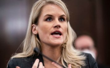 «Facebook daña a los niños y debilita la democracia»: el duro testimonio de una exempleada de la red social ante el Senado de EE.UU.