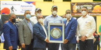 Inicia la fiesta del baloncesto de Moca en grande con victoria del San Sebastián y La Cancha