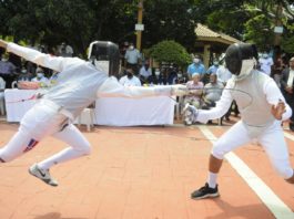 Esgrima lleva exhibición a Cabrera