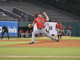 Small lidera victoria del Escogido sobre los Gigantes