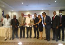 Lanzan APECOMES, un nuevo gremio periodístico; procuran defender derechos de profesionales de la comunicación