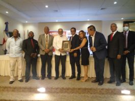 Lanzan APECOMES, un nuevo gremio periodístico; procuran defender derechos de profesionales de la comunicación