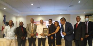 Lanzan APECOMES, un nuevo gremio periodístico; procuran defender derechos de profesionales de la comunicación