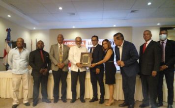 Lanzan APECOMES, un nuevo gremio periodístico; procuran defender derechos de profesionales de la comunicación