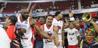 Leones se coronan campeones al vencer a los Titanes