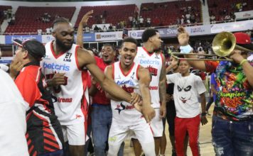 Leones se coronan campeones al vencer a los Titanes