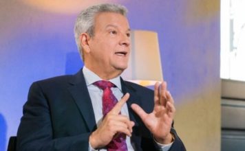 Macarrulla pide a la Procuraduría General de la República notificación de denuncia en su contra