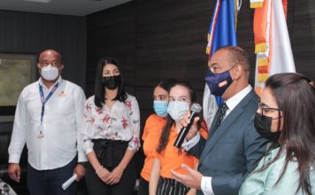 MOPC y Jompéame formalizan alianza para asistir a personas necesitadas