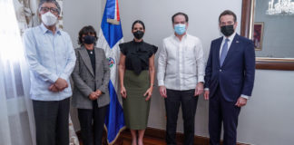 Primera dama canaliza donación de la familia Corripio para hogares de paso del Conani