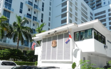Consulado en Miami niega versión que implica a dominicana en envío de armas a Haití