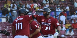 Gigantes logran su primera victoria con el bate de Sierra y Francisco