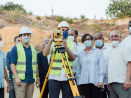 Presidente anuncia la construcción del primer hospital en Villa Vásquez