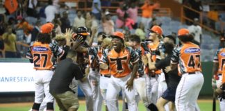 Toros salen de racha dejando al Escogido en el terreno