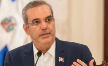 Suman 14 funcionarios destituidos en últimos 15 meses por Abinader