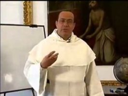 Fray Nelson advierte sobre peligro del “Juego del Calamar”: No es simple entretenimiento