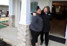 Una familia de Virginia obtiene las llaves de la primera casa impresa en 3D de Habitat for Humanity en Estados Unidos