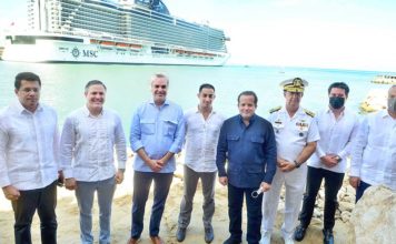 Presidente inaugura puerto turístico y hotel en Puerto Plata