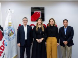 ADOZONA y UNIBE firman acuerdo para formar capital humano en Zona Franca