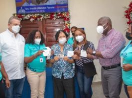 Inician entrega de bonos navideños a personas de escasos recursos de SPM