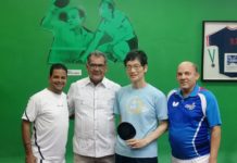 Embajador de Japón visita Club Naco; da exhibición de Tenis de Mesa con Mario Álvarez Soto