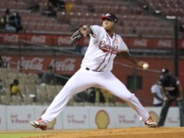 Enny Romero aterriza en las Águilas Cibaeñas desde el Escogido