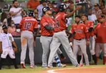 Leones vencen a Estrellas y provocan triple empate