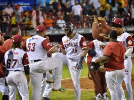 Con buen pitcheo y jonrón de Sirí, Gigantes se imponen a las Águilas