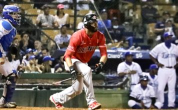 Rally de tres da triunfo al Escogido en extrainnings