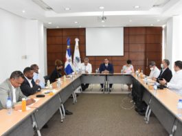 Gobierno dispone aumento salarial de 15.5% a favor de Operadores de Máquinas Pesadas