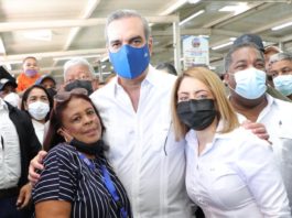 Presidente Abinader anuncia bono navideño de 1,000 pesos adicionales para 1 millón 350 mil hogares del programa SUPÉRATE