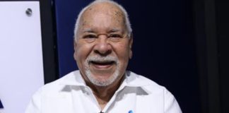 Presidente otorga Premio Nacional de Periodismo 2021 al locutor Ramón de Luna