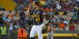 Maya logra ponche 300 en triunfo de las Águilas sobre los Toros