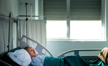 De la negación de la covid a la UCI: “Mi marido no se creía que el virus existía”